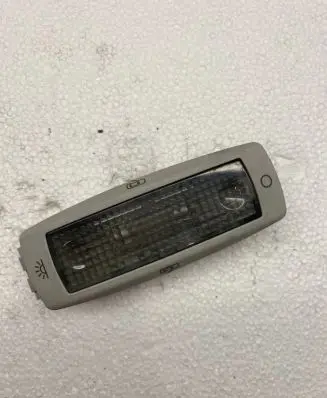 Volkswagen Golf IV Front seat light 3B0947291