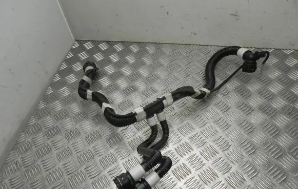Tesla Model 3 Engine coolant pipe/hose 110157900A