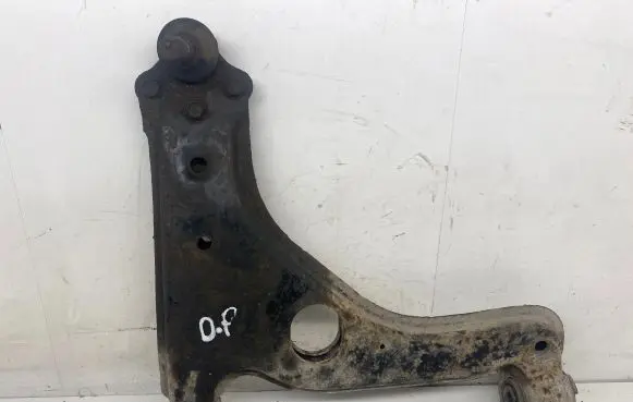 Opel Zafira A Front lower control arm/wishbone
