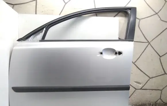 Volvo V50 Front door