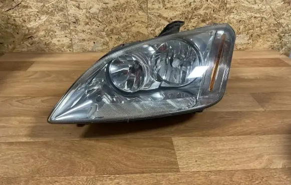 Ford Focus C-MAX Headlight/headlamp 270605