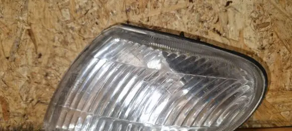 Mazda Xedos 9 Front indicator light 0520697