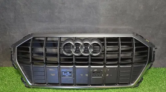 Audi Q3 F3 Front bumper upper radiator grill