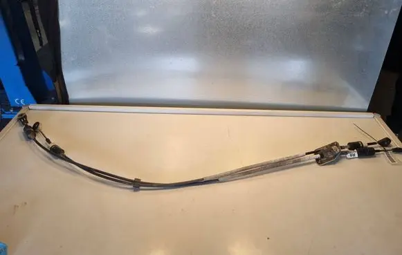 Ford Fiesta Gear shift cable linkage 4FTA011FA6NA
