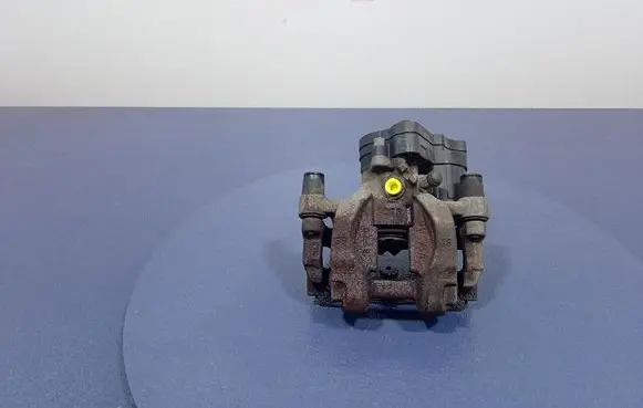 Volkswagen Passat Alltrack Rear brake caliper 3Q0615405AE