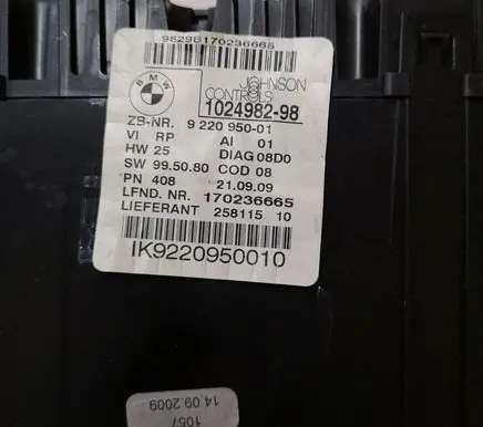 BMW 1 E81 E87 Speedometer (instrument cluster) 102498298 922095001 170236665