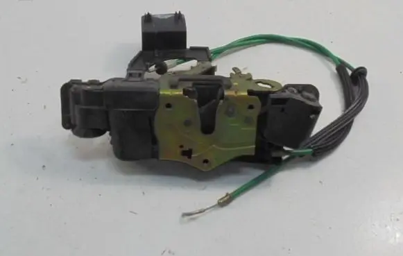 Fiat Stilo Front door lock 46786798