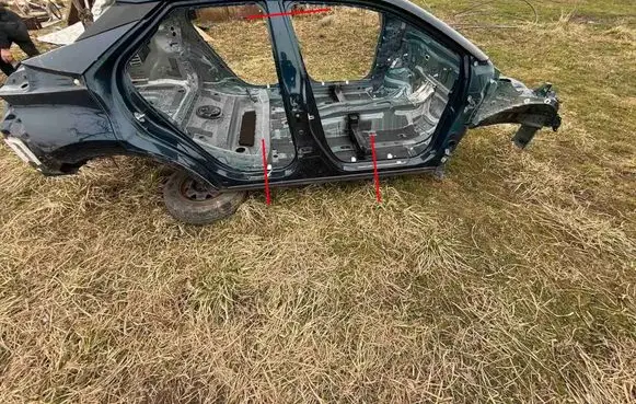 Toyota C-HR II Pillar (middle) 