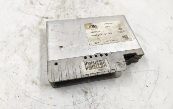 Volkswagen Golf III ABS control unit/module 535907379 338540 10093501344