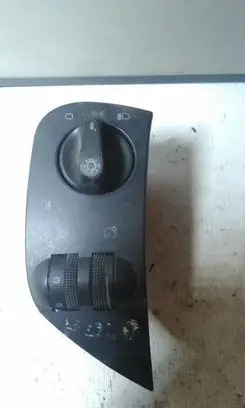 Volkswagen Golf IV Light switch 6N2941531