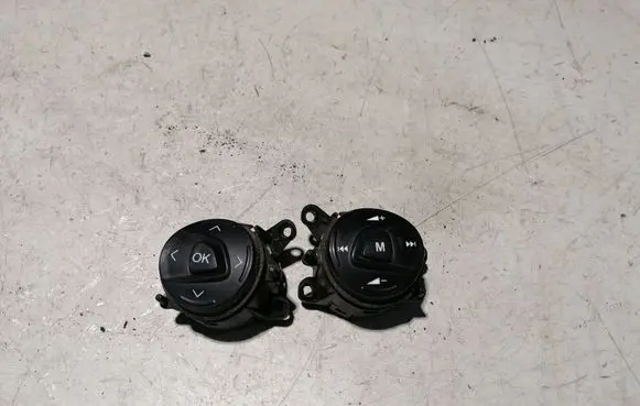 Ford Transit Custom Steering wheel buttons/switches AM5T14K147AA AM5T14K147CA
