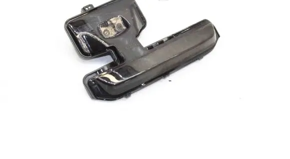 Land Rover Defender Mirror indicator light L8B213B382AA