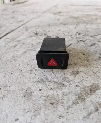 Volkswagen Golf IV Hazard light switch 1J0953235J PA66GF30