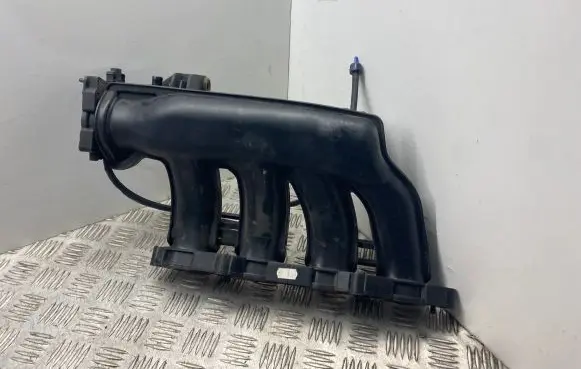Mercedes-Benz C W204 Intake manifold A2711400601