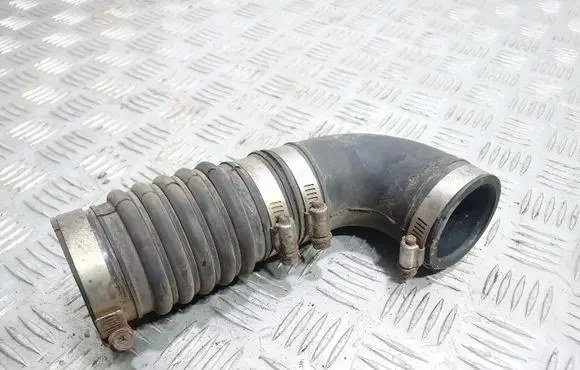 Mazda 626 Intercooler hose/pipe 9K015
