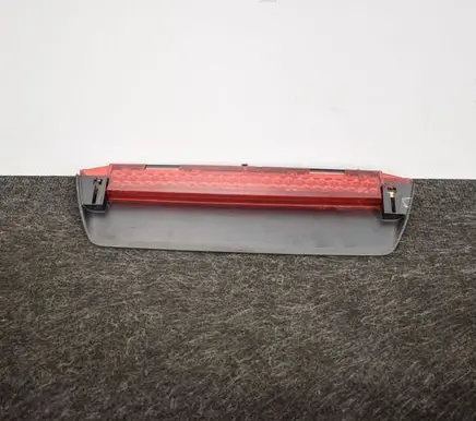 Volkswagen PASSAT B8 Third/center stoplight