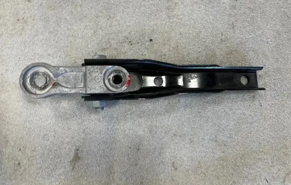 Audi A3 S3 8V Engine mounting bracket 5Q0199855AB 782115147537