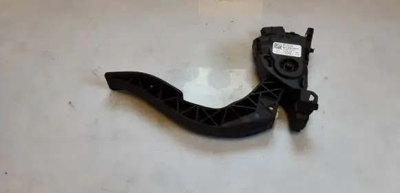 Audi A8 S8 D4 4H Accelerator throttle pedal 8K1723523