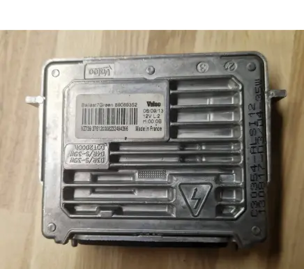 Volvo XC60 Headlight ballast module Xenon 89089352