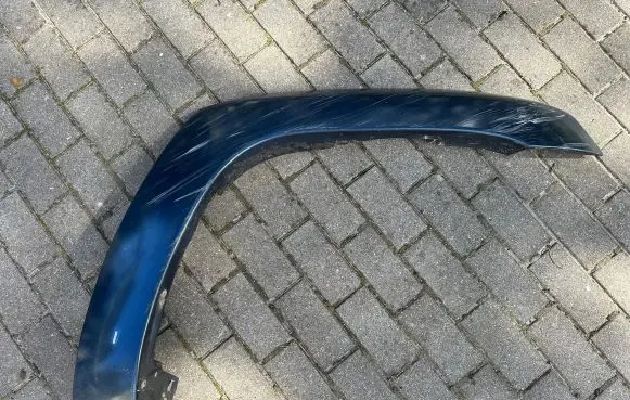 Nissan Patrol Y61 Fender trim (molding) 63812VD200