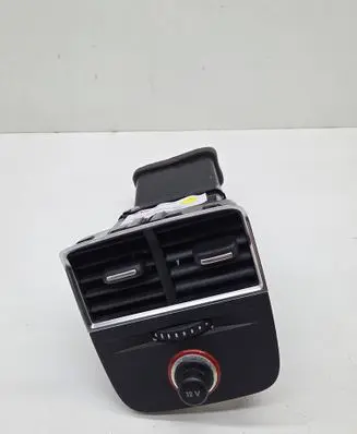 Rear air vent grill