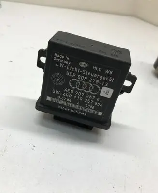 Audi A8 S8 D3 4E Light module LCM 5DF00827813
