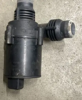 BMW 5 E60 E61 Electric auxiliary coolant/water pump 70207801 10377615 642169177