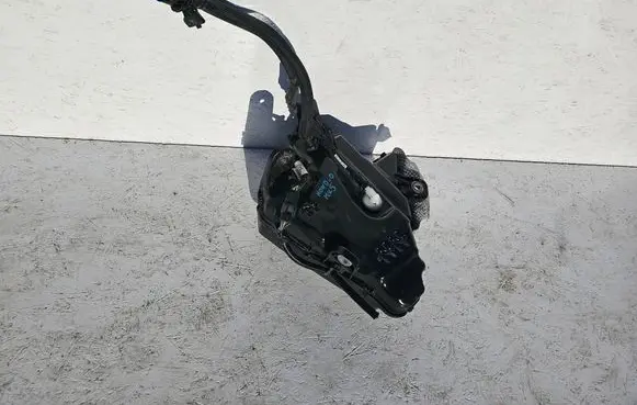 Ford Mondeo MK V Adblue pump KG935J228AD