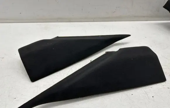 Maserati Ghibli (C) pillar trim 06700174030 06700174090