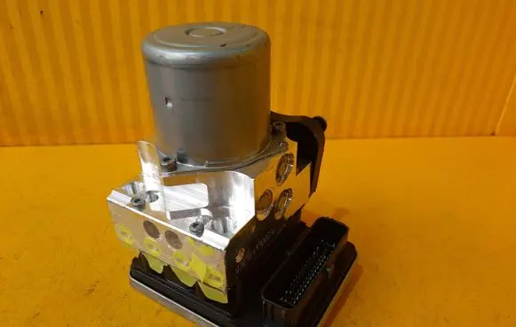 Mercedes-Benz EQC ABS Pump A2939000001