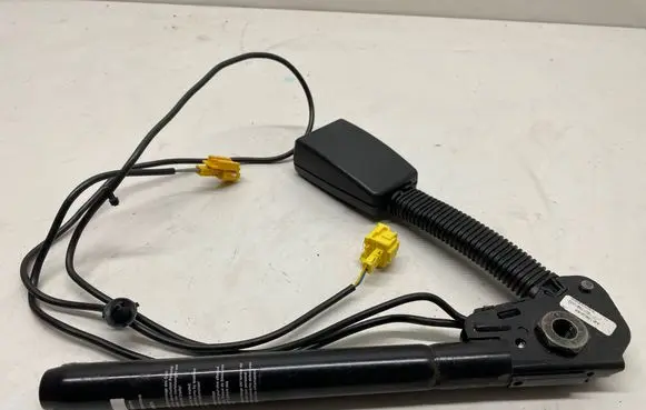 Mercedes-Benz CLS C219 Front seatbelt buckle A2118602069