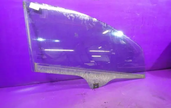 Fiat Punto (199) Front door window glass four-door