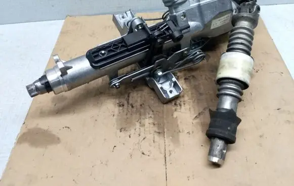 Mercedes-Benz C W203 Steering wheel axle A2034620020 A2034620005 A2034601416