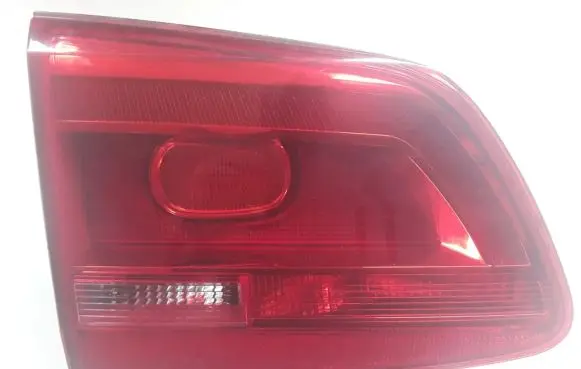 Volkswagen Touran II Tailgate rear/tail lights 176443