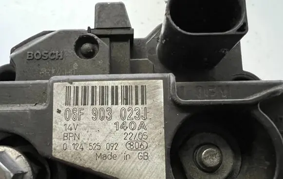 Audi A4 S4 B7 8E 8H Generator/alternator 06F903023J 0124525092