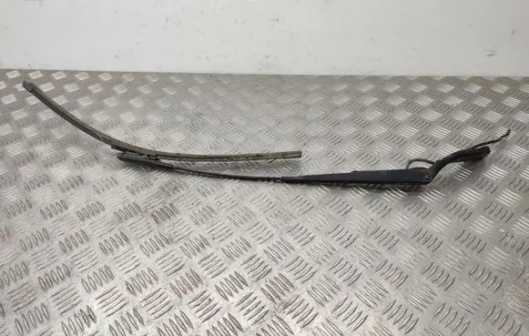 Mercedes-Benz Sprinter W906 Front wiper blade arm A0018205944