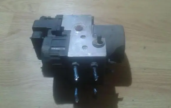 Citroen Xsara ABS Pump 0273004173 9625242180