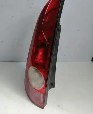 Renault Espace - Grand espace IV Rear/tail lights 8200027153
