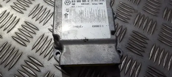 Volkswagen Golf V Airbag control unit/module 1k0909605h 5wk43411