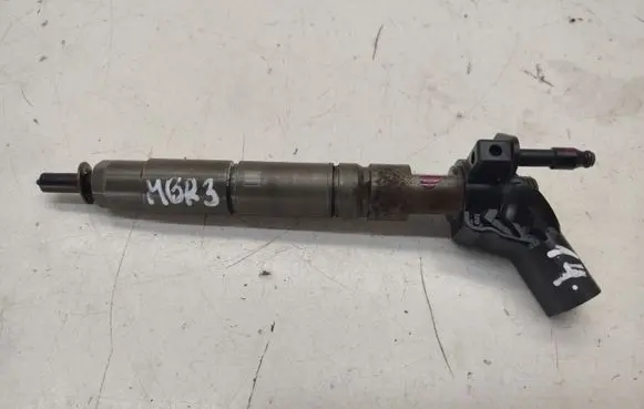 Mercedes-Benz R W251 Fuel injector A6420700587 0445115027