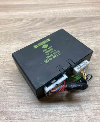 Nissan Terrano Door control unit/module 284505F808 05051133