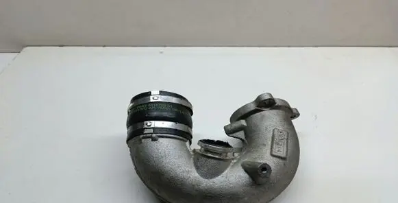 BMW 7 F01 F02 F03 F04 Intercooler hose/pipe 8515486