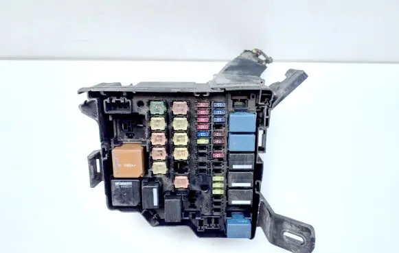 Ford Fiesta Fuse box set 7154953530 8V5114B144BA