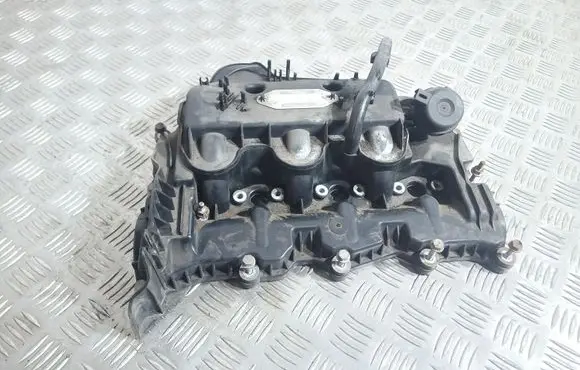 Land Rover Discovery 3 - LR3 Rocker cam cover 
