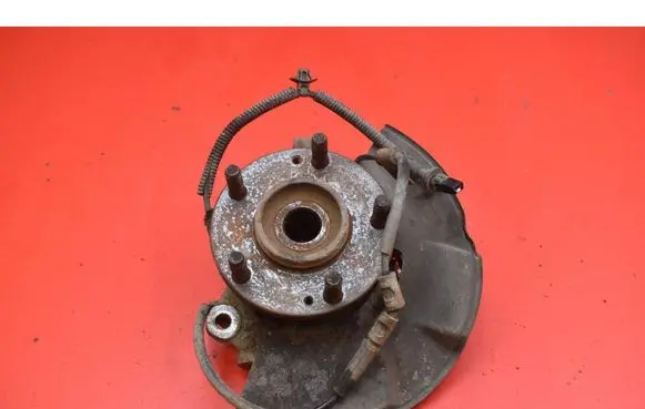 Hyundai Tucson JM Front wheel hub spindle knuckle