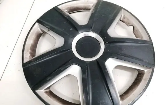 Opel Corsa D R15 wheel hub/cap/trim 