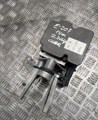 Mercedes-Benz E A207 ABS Pump A2124310848