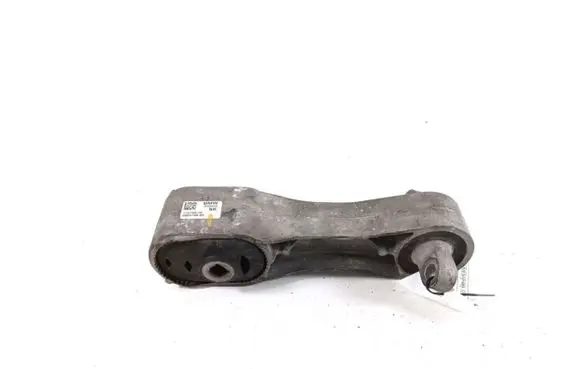 BMW 2 F46 Engine mount bracket 6885788