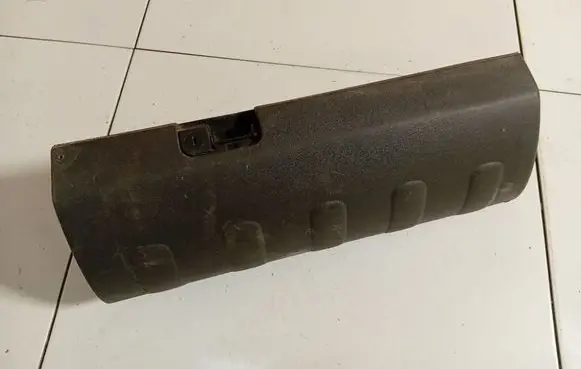 Nissan Pathfinder R51 Glove box