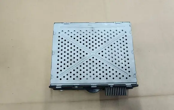 Audi A8 S8 D3 4E Antenna control unit 4E0035541S 4E0910541Q
